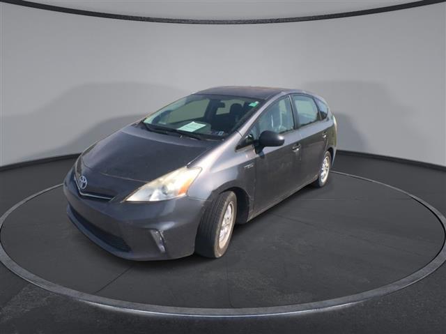 $11500 : PRE-OWNED 2014 TOYOTA PRIUS V image 4