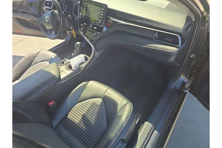 $25995 : Toyota Camry 2022 AWD SE 4dr image 9