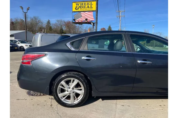 2015 Altima 2.5 SL image 5
