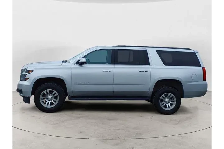 $17561 : Chevrolet Suburban 2017 4x4 image 2