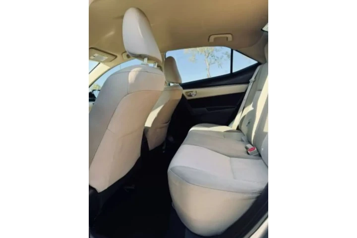 $3500 : Toyota Corolla 2014 image 6