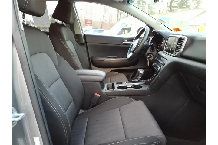 $10888 : Kia Sportage 2020 AWD LX 4dr image 5