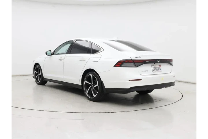 $24998 : Honda Accord 2023 EX 4dr Sed image 2