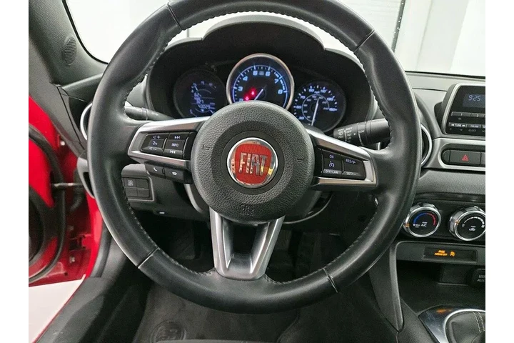 $16998 : FIAT 124 Spider 2018 Classic image 10