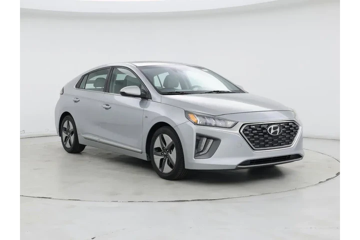 $19998 : Hyundai IONIQ Hybrid 2020 SE image 1