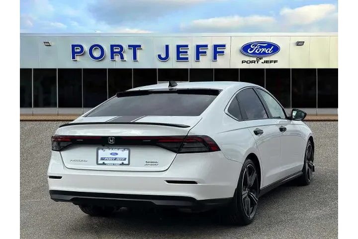 $21995 : Honda Accord Hybrid 2024 Spo image 5