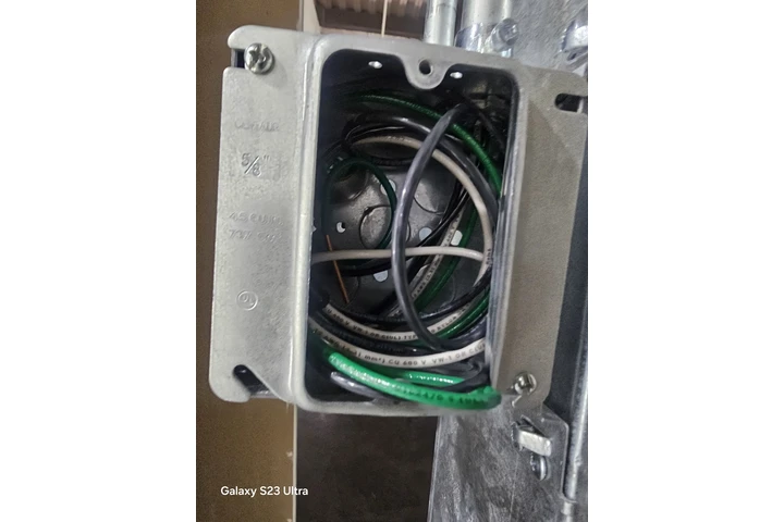 Arme Electric image 8