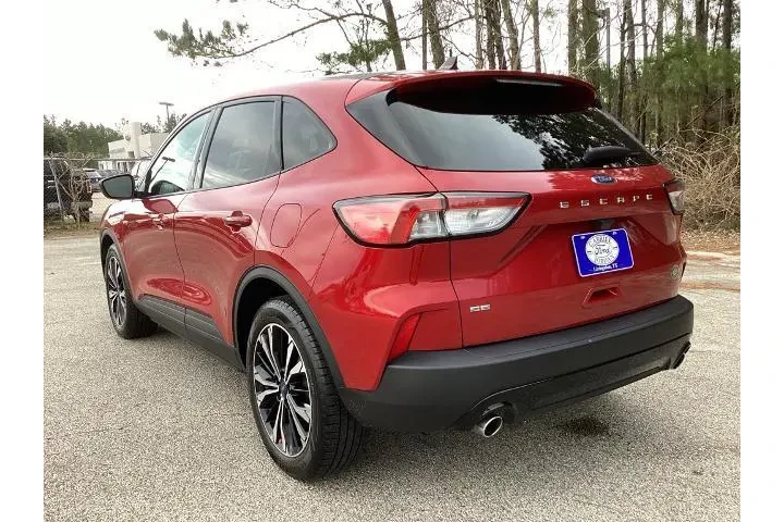 $17484 : Ford Escape 2022 SE 4dr SUV image 7