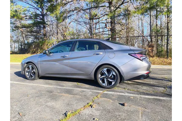 $24850 : Hyundai ELANTRA Hybrid 2022 image 2