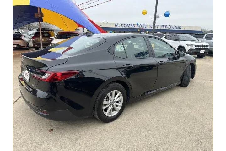 $25887 : Toyota Camry 2025 LE 4dr Sed image 4