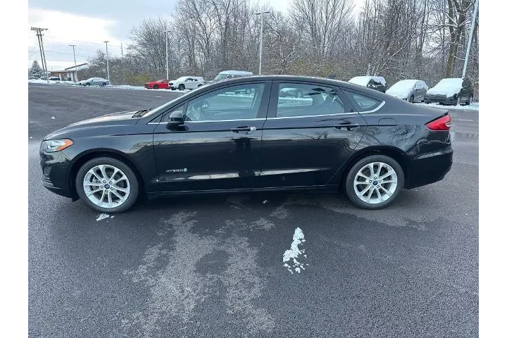 $17095 : Ford Fusion Hybrid 2019 SE 4 image 8