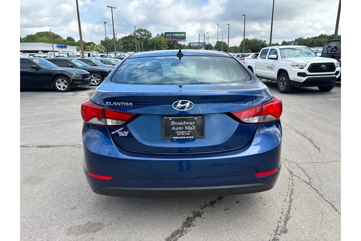 $8980 : 2016 Elantra 4dr Sdn Auto SE image 3