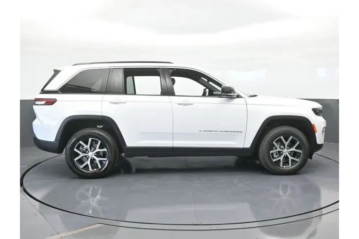 $34989 : Jeep Grand Cherokee 2025 4x2 image 7