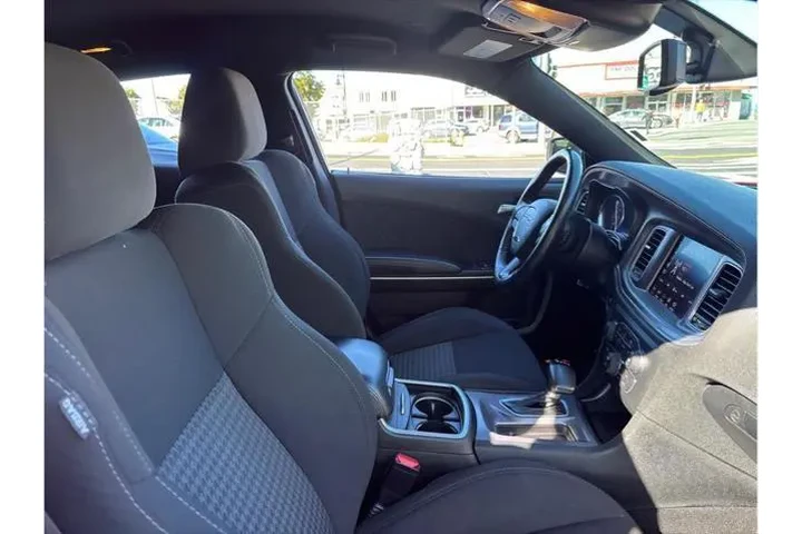 $28498 : Dodge Charger 2023 GT 4dr Se image 10