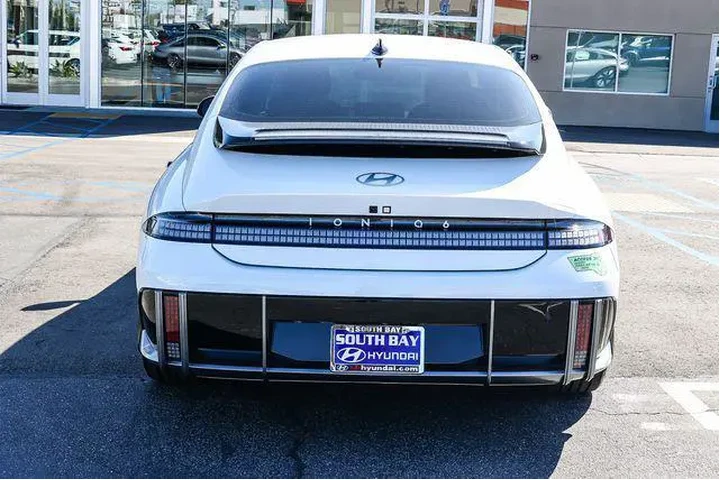 $20998 : Hyundai IONIQ 6 2023 SEL 4dr image 5