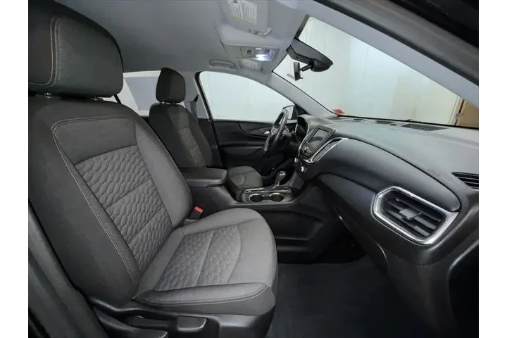 $19795 : Chevrolet Equinox 2020 4x4 L image 10