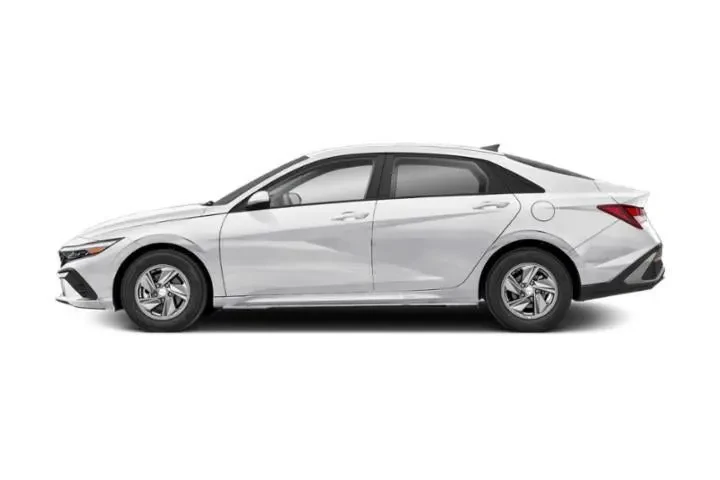 $20766 : Hyundai ELANTRA 2025 SE 4dr image 2