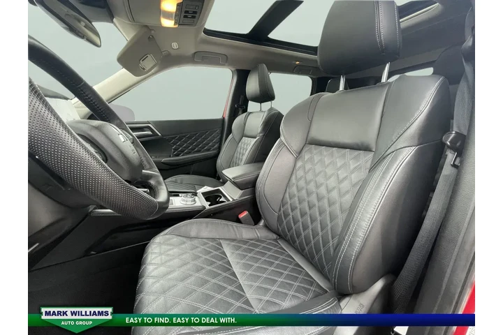$27990 : Mitsubishi Outlander 2023 AW image 10