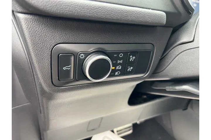 $24732 : Ford Escape 2024 AWD ST-Line image 8