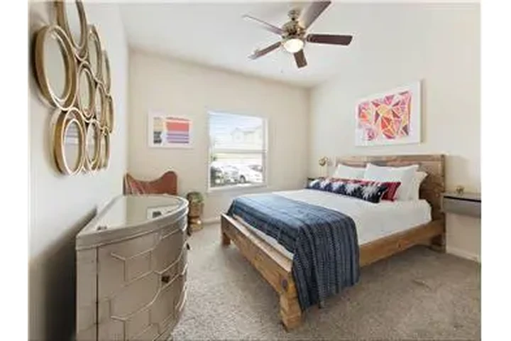 $1817 : Rental property with 2 bedro image 6