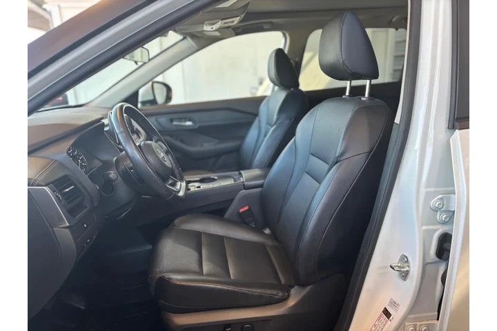 2023 Rogue SUV image 7