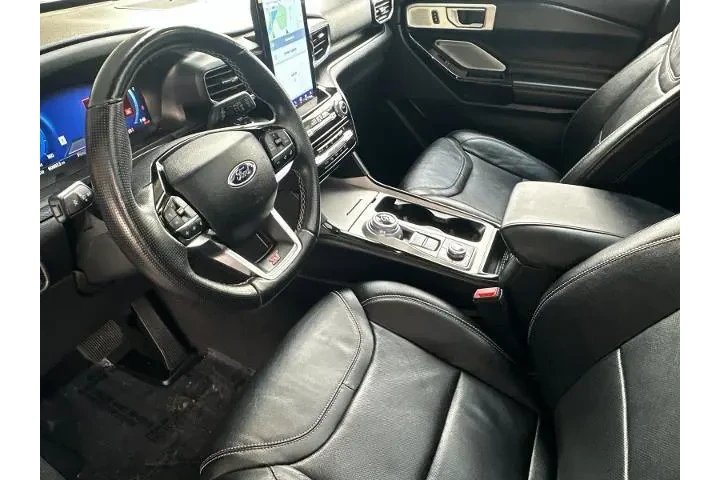 $35990 : Ford Explorer 2021 AWD ST 4d image 10
