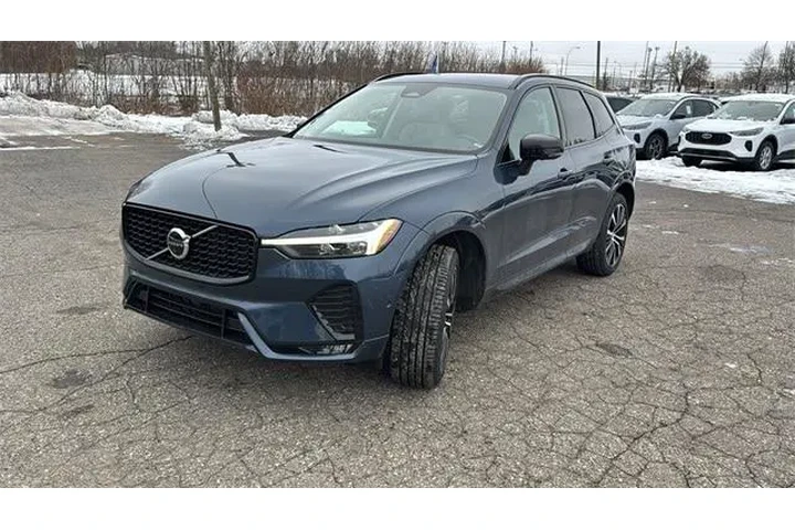 $32746 : Volvo XC60 2023 AWD B5 Plus image 6