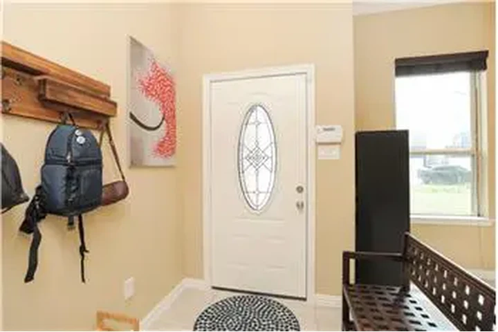 $2175 : Rental property with 3 bedro image 4