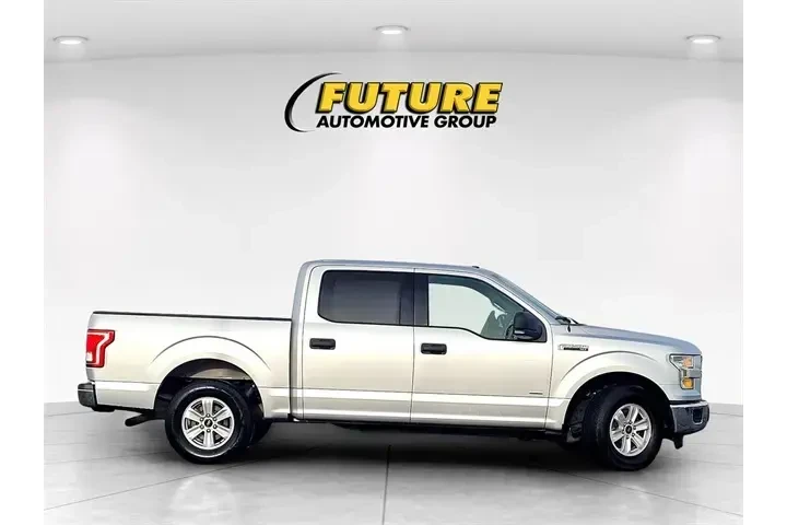$22688 : Ford F-150 2015 4x2 XLT 4dr image 3