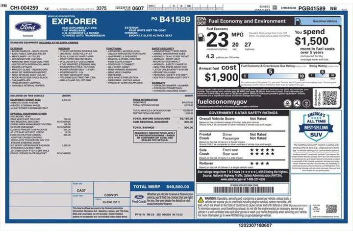 $29686 : Ford Explorer 2023 AWD XLT 4 image 9