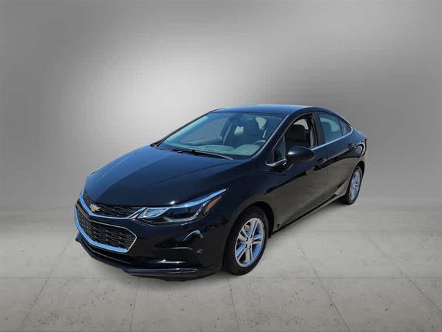 $15587 : Pre-Owned 2018 Chevrolet Cruz image 4