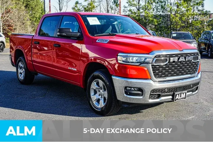 $35420 : Ram 1500 2025 4x4 Big Horn 4 image 3