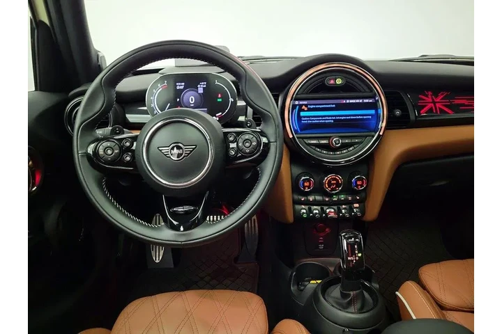 $27998 : MINI Hardtop 4 Door 2021 Coo image 10
