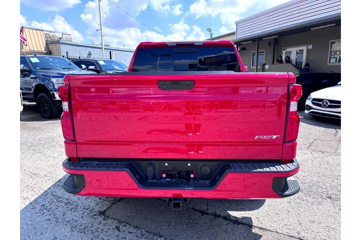2020 Silverado 1500 RST image 4