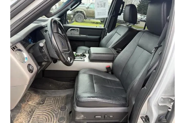 $17000 : Ford Expedition 2017 4x4 XLT image 10