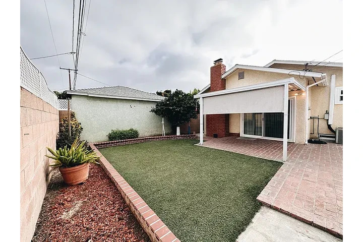 $1000 : Welcome to this well-maintaine image 9