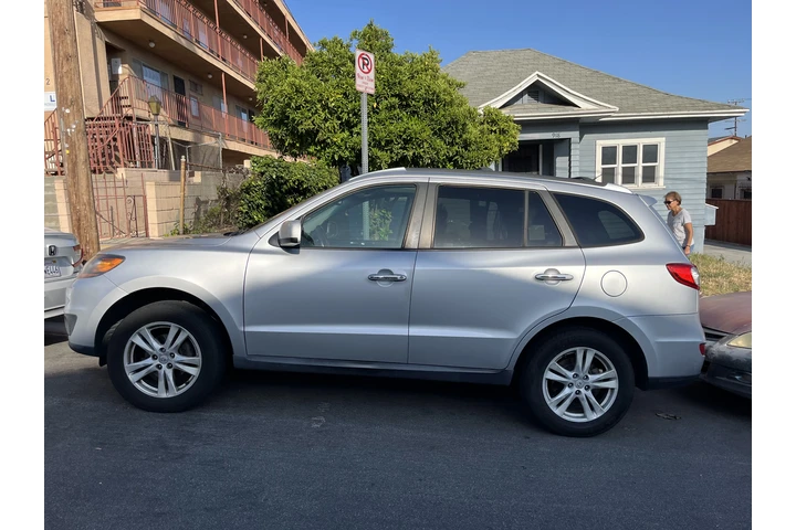 $4800 : Hyundai SantaFe image 2