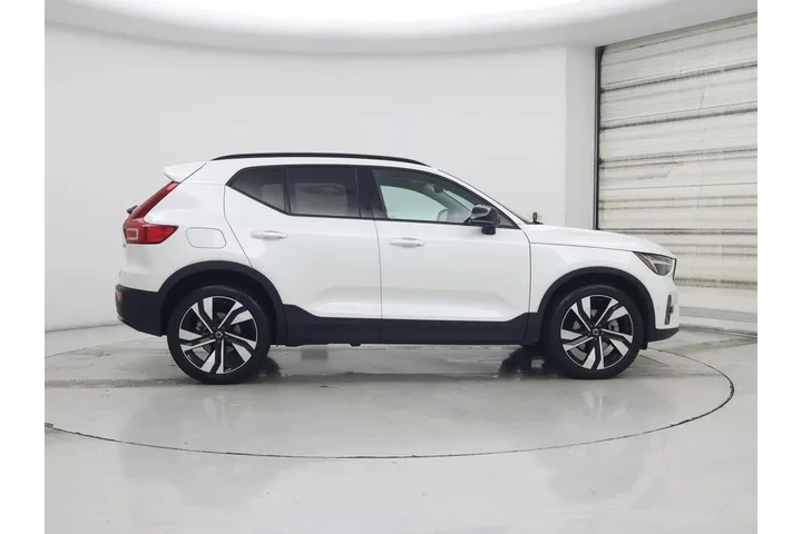 $32998 : Volvo XC40 2025 AWD B5 Plus image 7