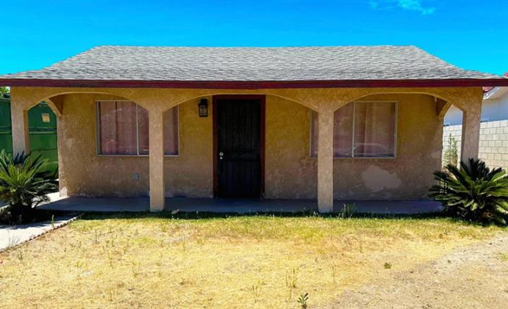 $1700 : This property is located CA image 1