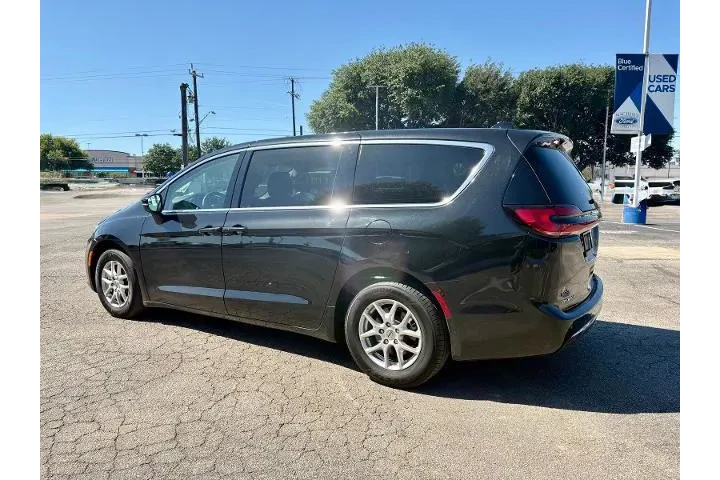 $23273 : Chrysler Pacifica 2023 Touri image 7