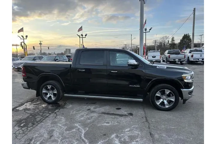 $27995 : Ram 1500 2019 4x4 Laramie 4d image 5