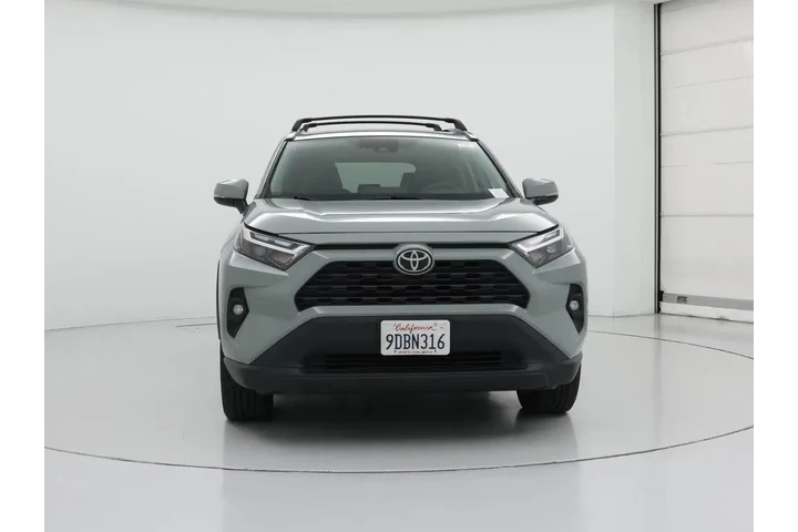 $28998 : Toyota RAV4 2022 AWD XLE Pre image 5