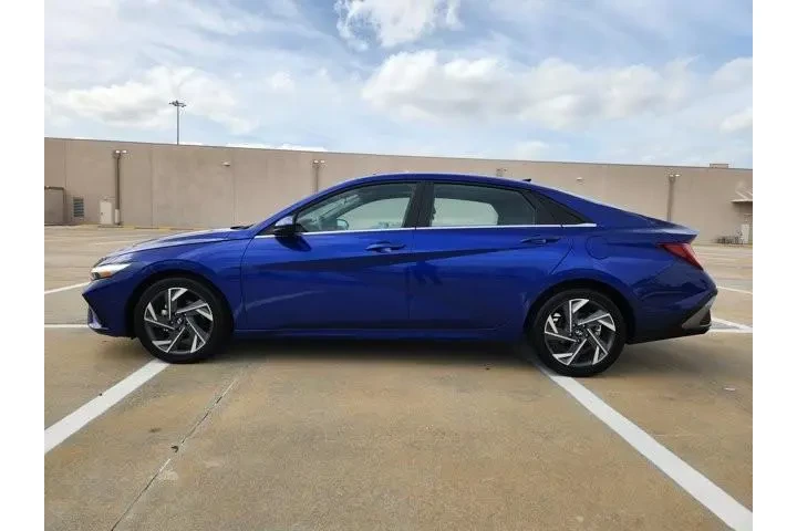 $22628 : Hyundai ELANTRA 2025 SEL Con image 4