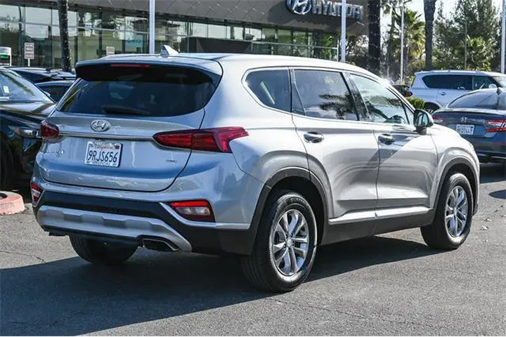 $17000 : Hyundai SANTA FE 2020 AWD SE image 4