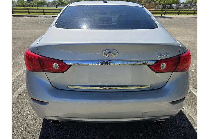 $7500 : 2015 Infiniti Q50 Premium image 4