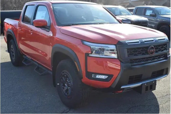 $39900 : Nissan Frontier 2025 4x4 PRO image 4