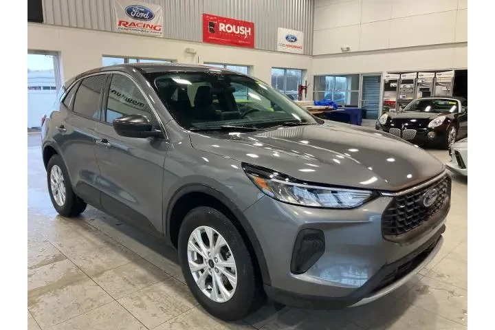 $23495 : Ford Escape 2024 AWD Active image 3