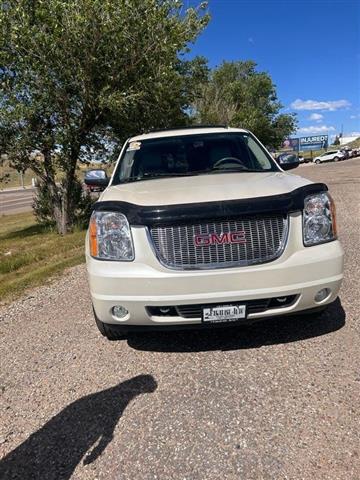 $10995 : 2009 GMC Yukon XL image 2