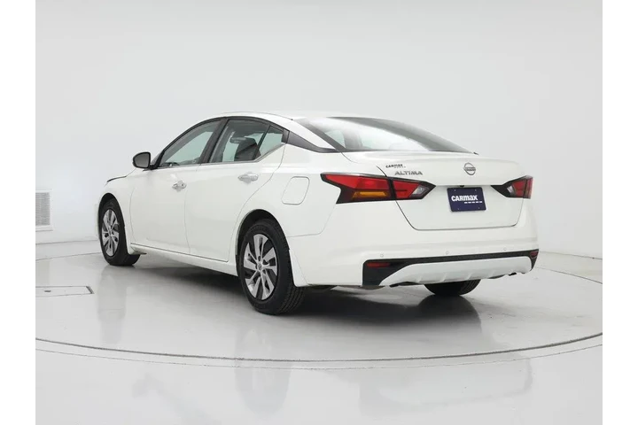 $19998 : Nissan Altima 2023 2.5 S 4dr image 2