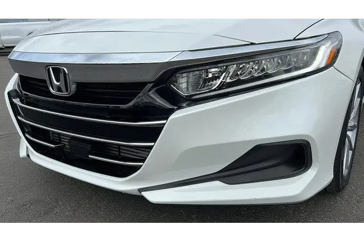 $27484 : Honda Accord 2022 LX 4dr Sed image 9